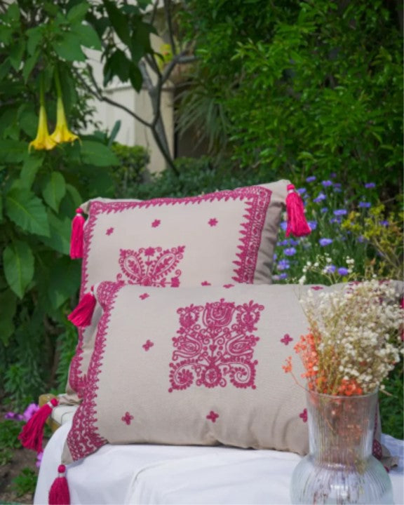 Ornate Paisley Tasseled Cushion