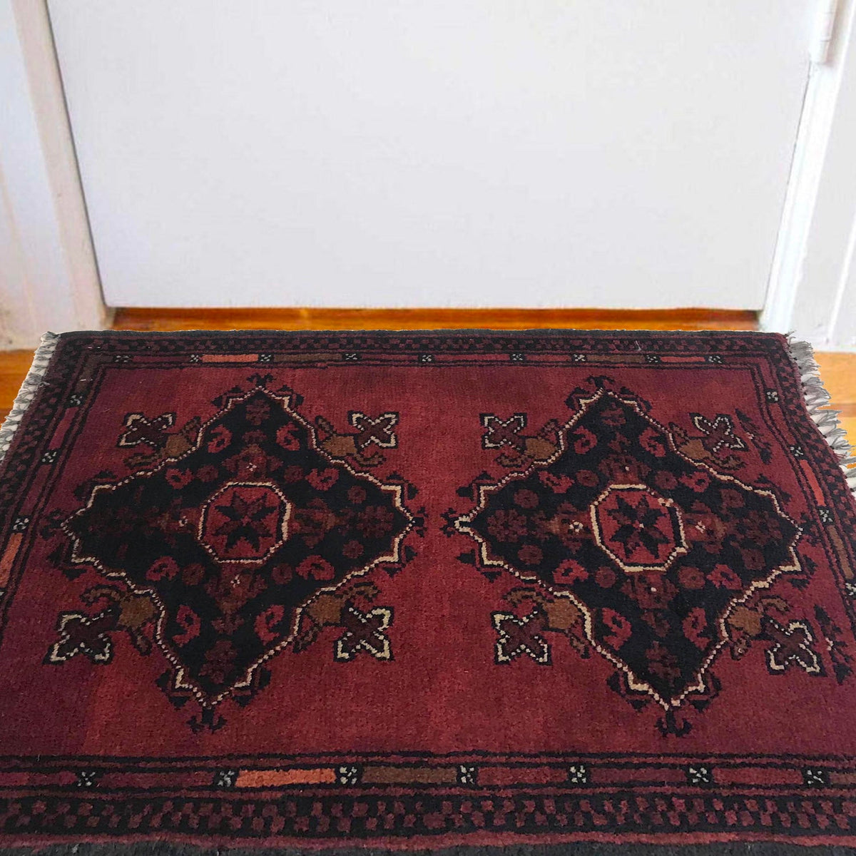 Shadow-Peak Twin Crest Floor Mat