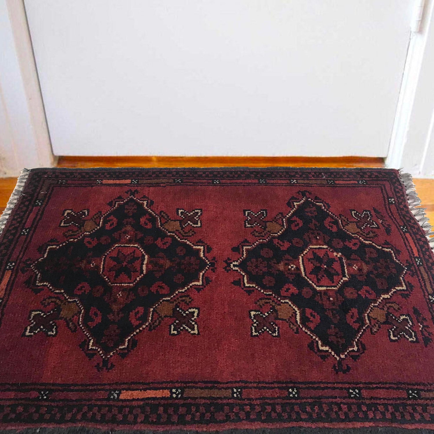 Shadow-Peak Twin Crest Floor Mat