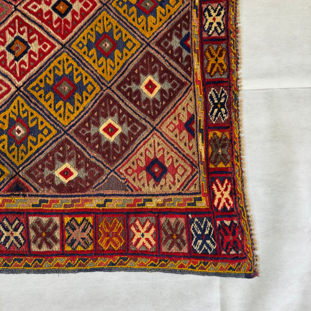 Nomadic Tribal Geometric Diamond Pattern Mat