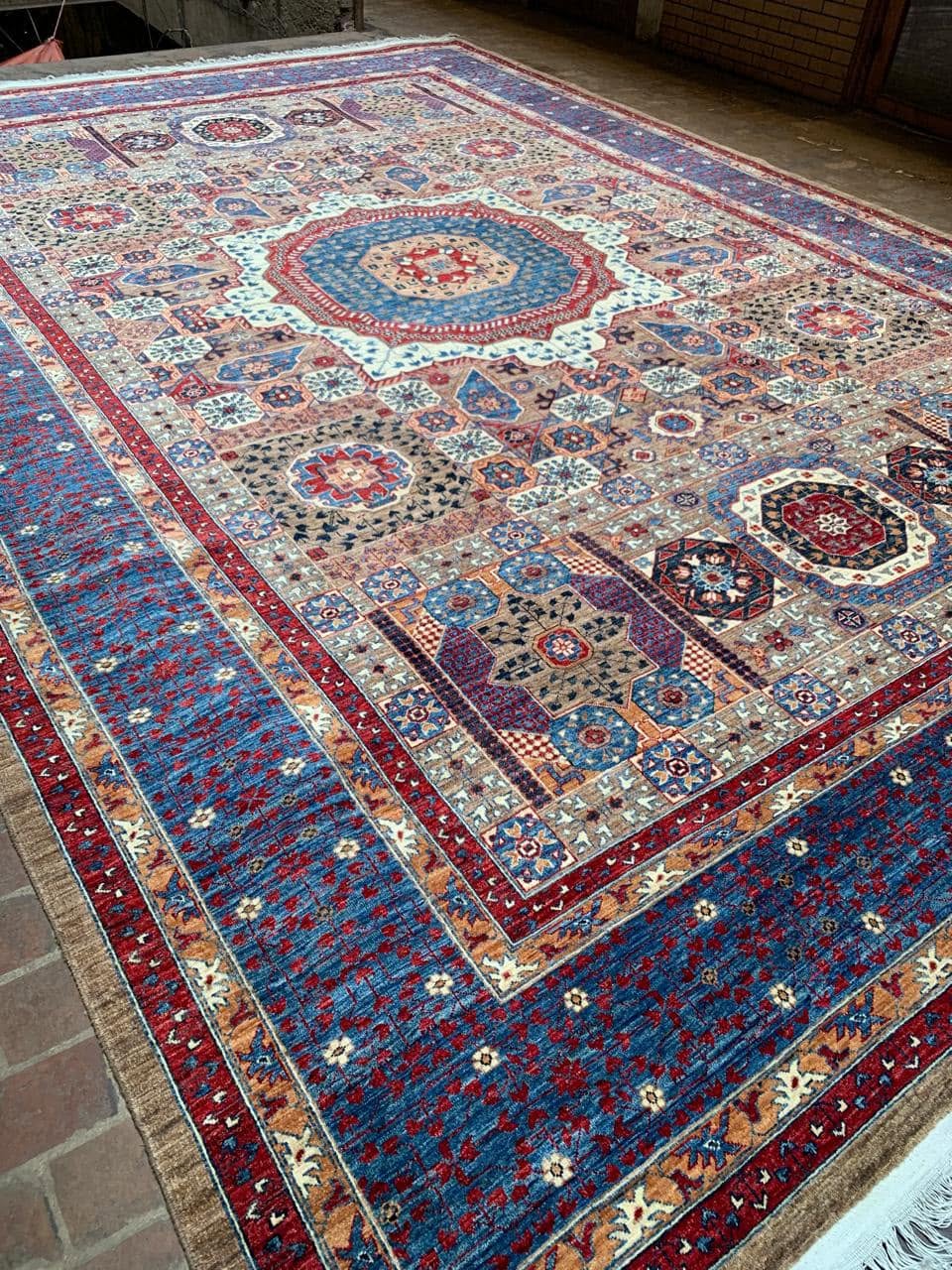 Sultanabad Medallion Area Rug