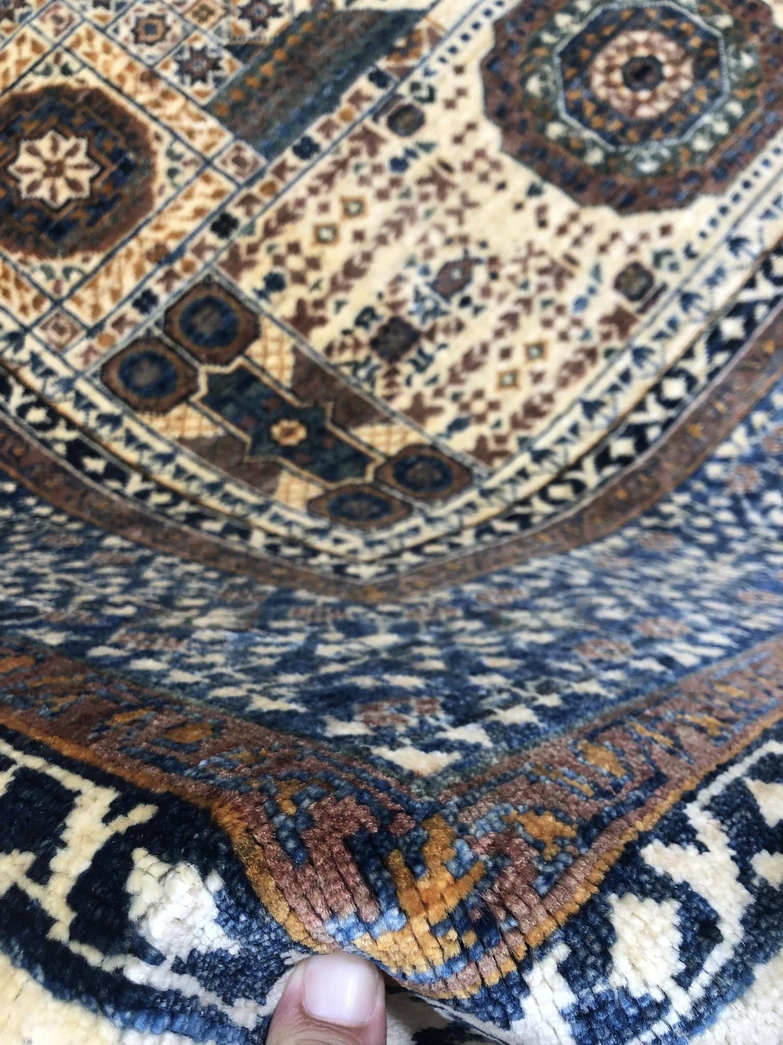 Vintage Medallion Court Area Rug