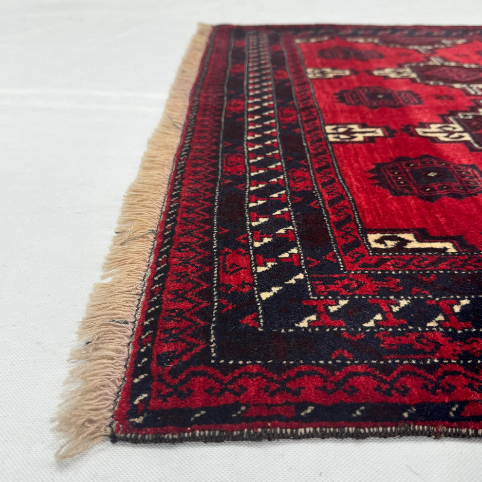 Bold Red and Charcoal Tribal Repeat Elephant Foot Gul Mat